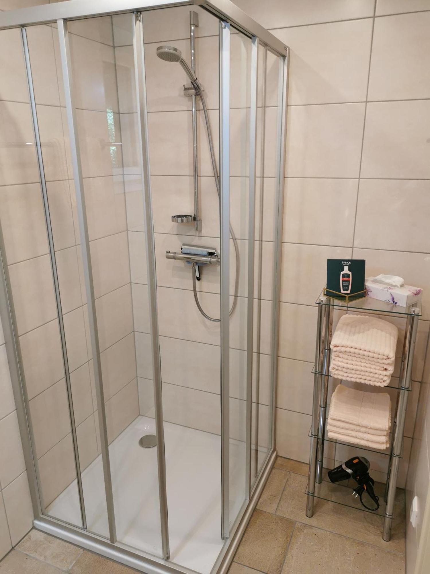 Pension & Ferienwohnung Sonnleiten Gnesau Quarto foto