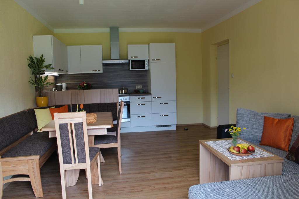 Pension & Ferienwohnung Sonnleiten Gnesau Exterior foto